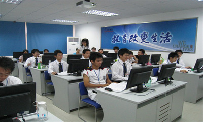 桂林市職業(yè)培訓(xùn)補(bǔ)貼政策 以技術(shù)服務(wù)賦能人才發(fā)展